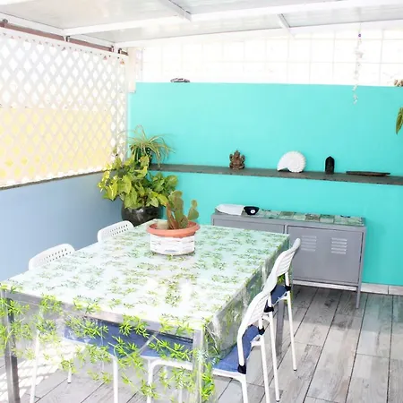 Cactus Penthouse Apartment